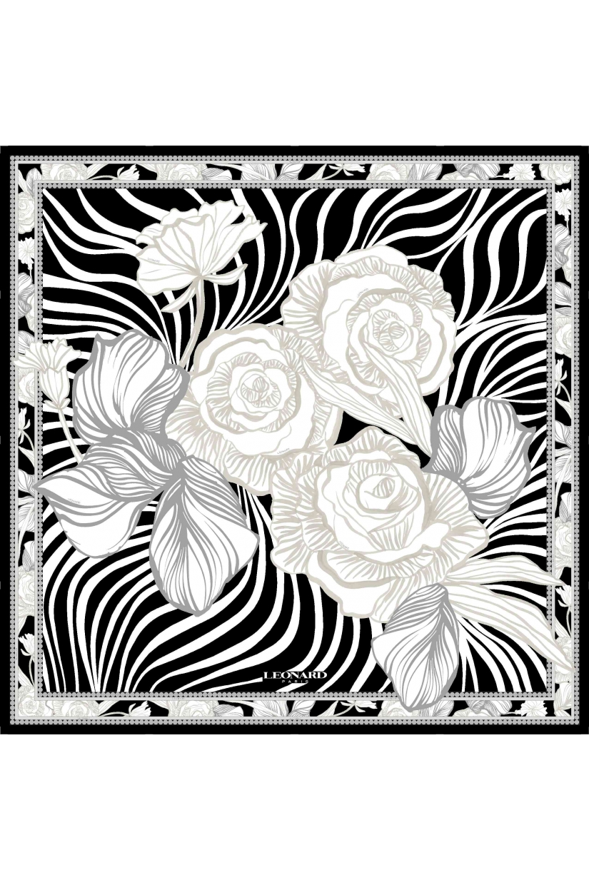 SQUARE 90x90 IN SILK